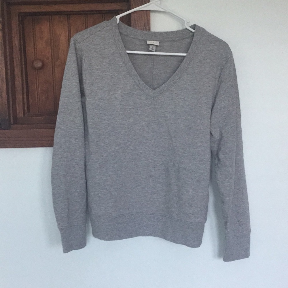 Gray V-Necked Cropped Fleece Pullover Sweatshirt